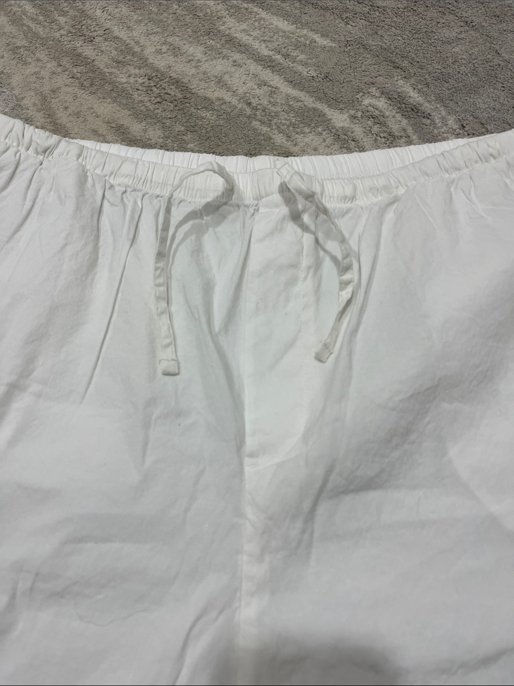 Athleta Paradise Bermuda Shorts in crisp white. Sz L. 7 inch inseam. - Picture 3 of 12